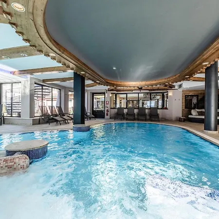 호텔 Tevini Dolomites Charming 4*
